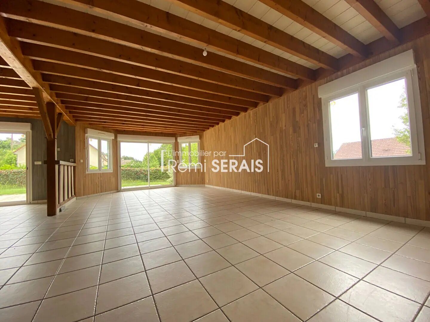 Maison à louer, 169m², Saint-Fraimbault