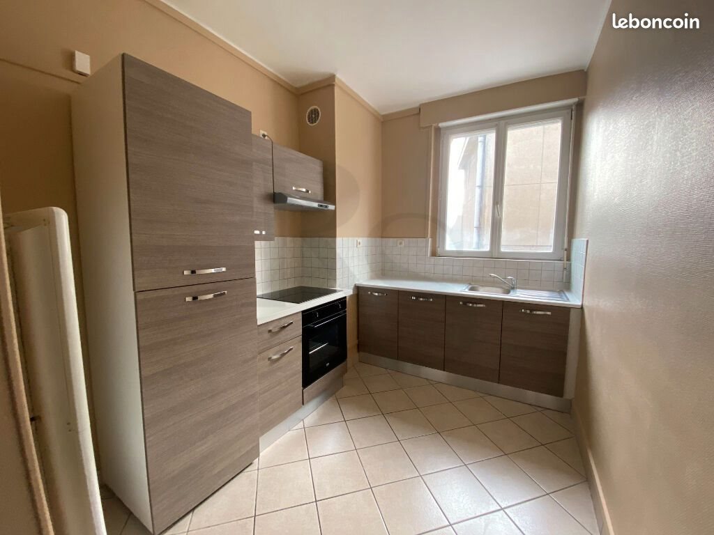 Appartement à louer, 61m², Flers
