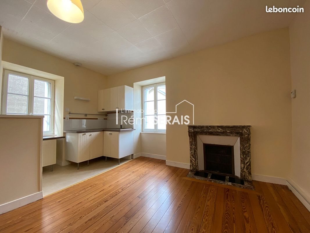 Appartement à louer, 47m², Domfront