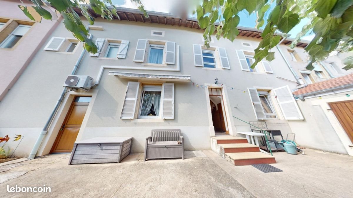 Maison à vendre, 250m², Yutz