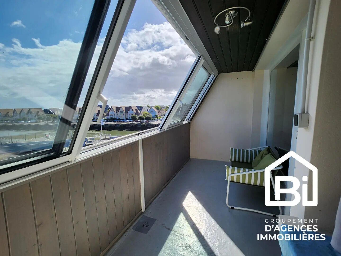 Appartement à louer, 58m², Courseulles-sur-Mer