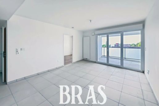 Advert pic 0
