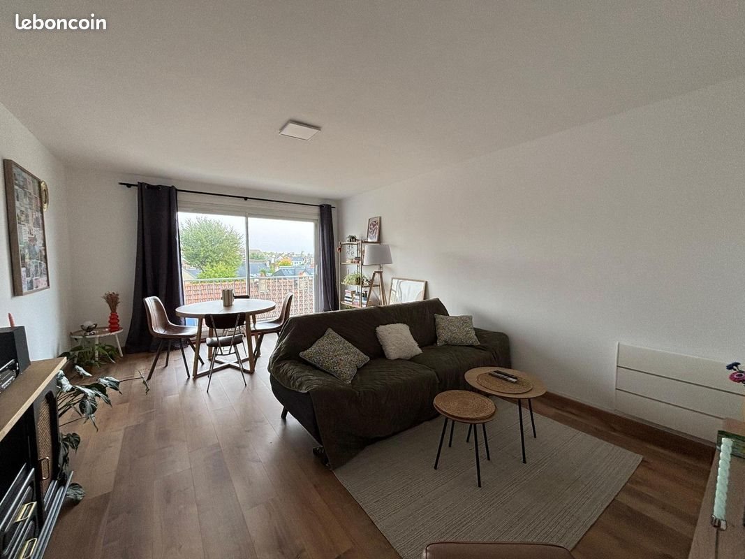 Appartement à louer, 90m², Equeurdreville-Hainneville