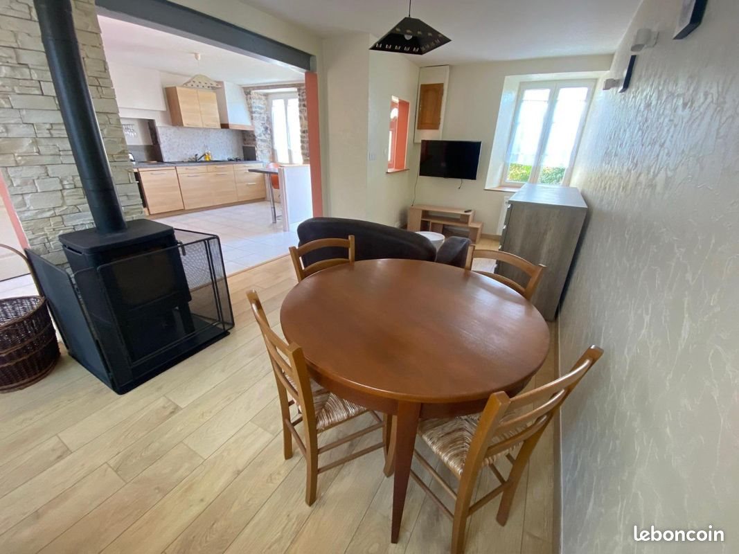 Maison à louer, 90m², Surtainville