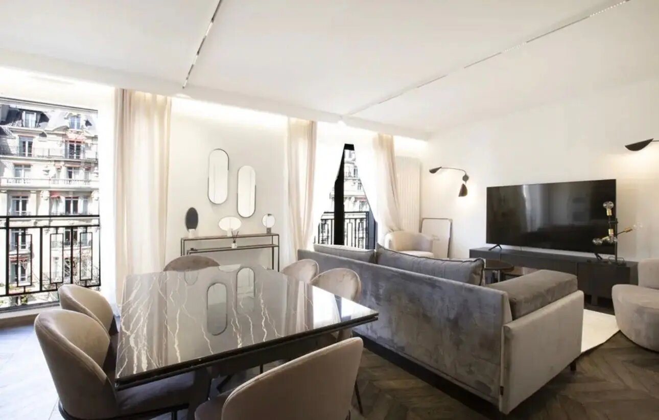 Appartement à louer, 84m², Paris 8ème