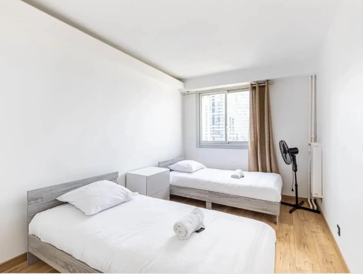 Appartement à louer, 81m², Courbevoie
