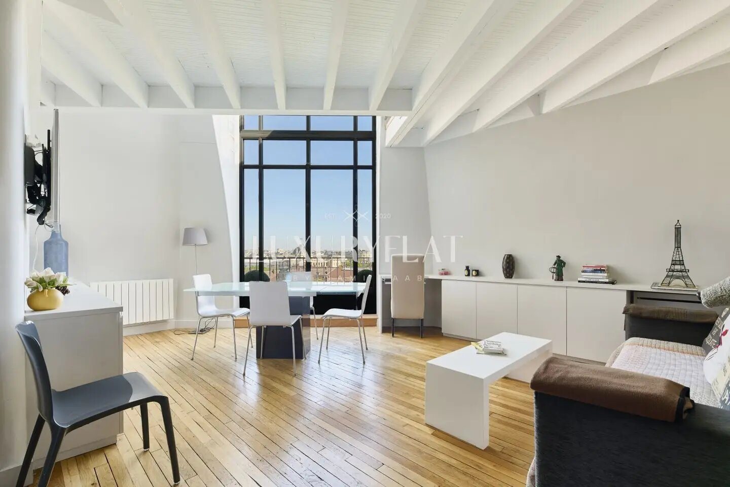 Appartement à louer, 70m², Paris 7ème
