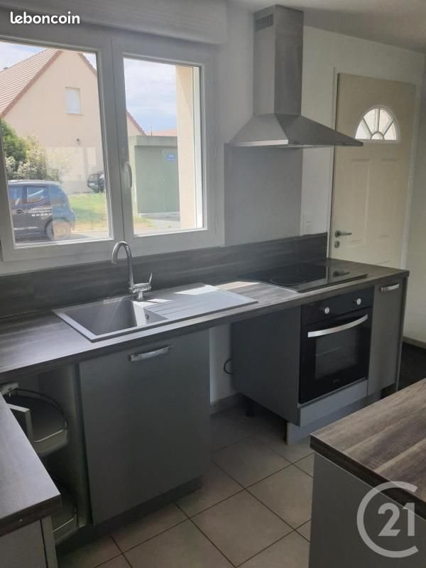 Maison à louer, 60m², Cerisé