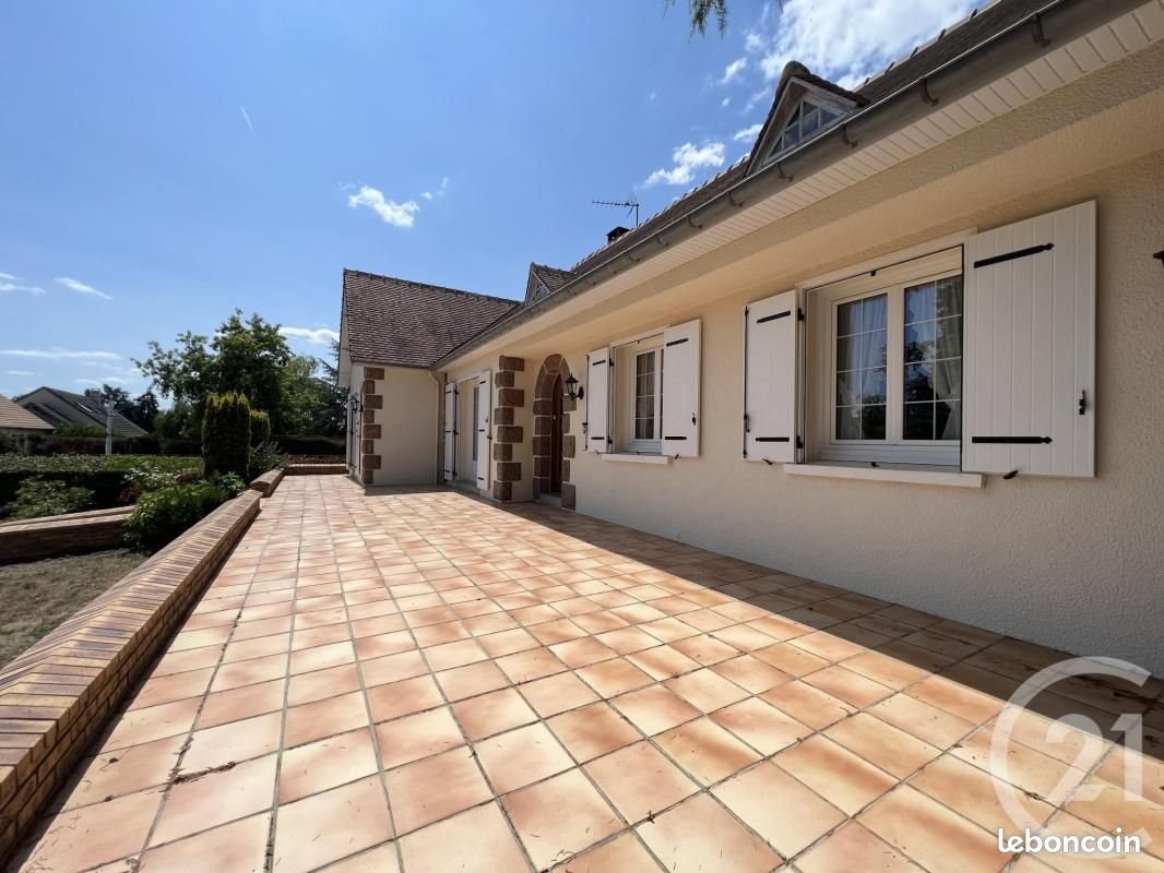 Maison à vendre, 166m², Roézé-sur-Sarthe