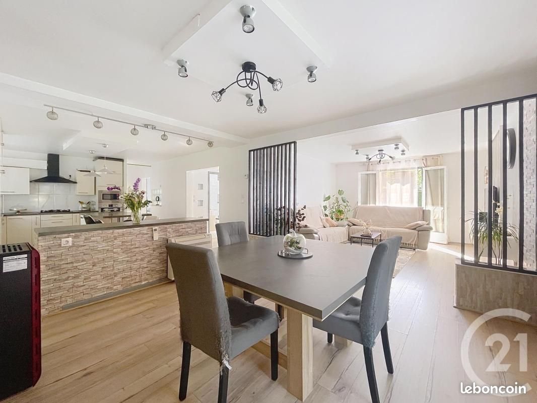 Maison à vendre, 153m², Guichainville