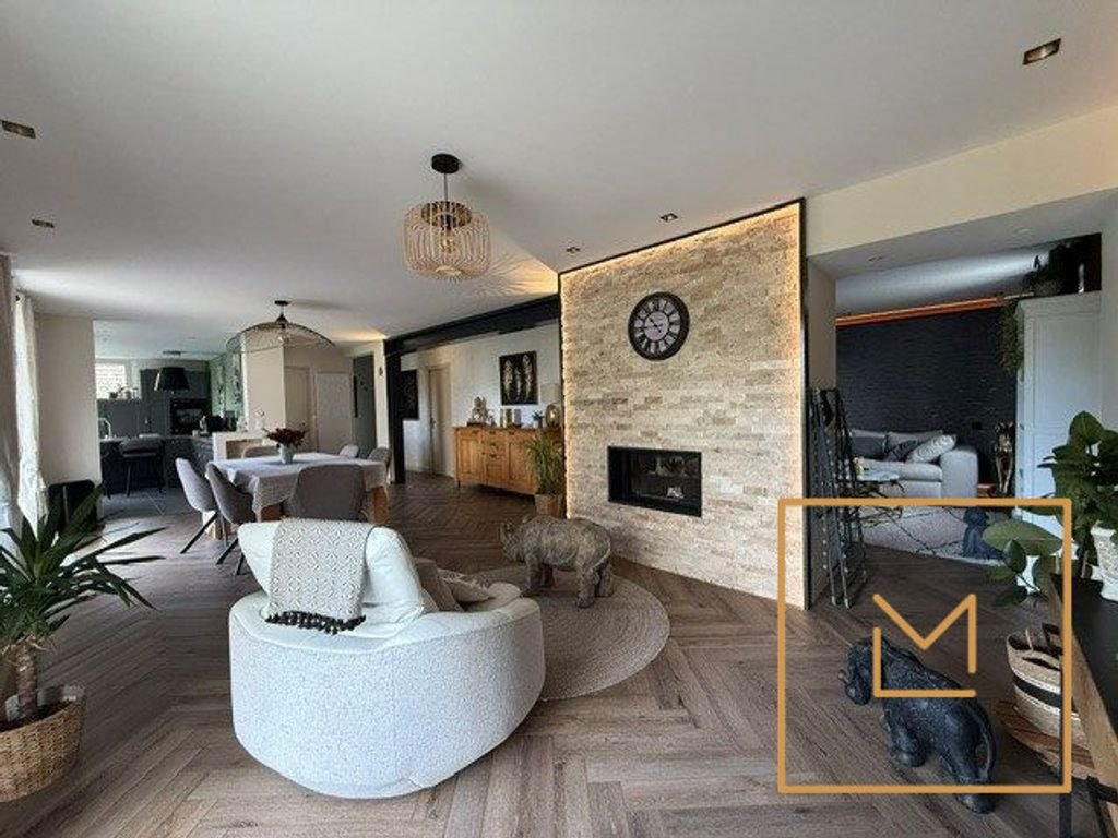 Maison à vendre, 150m², Castine-en-Plaine