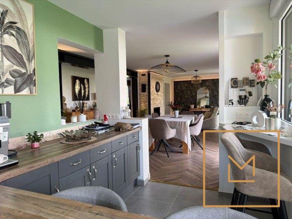 Maison à vendre, 150m², Castine-en-Plaine