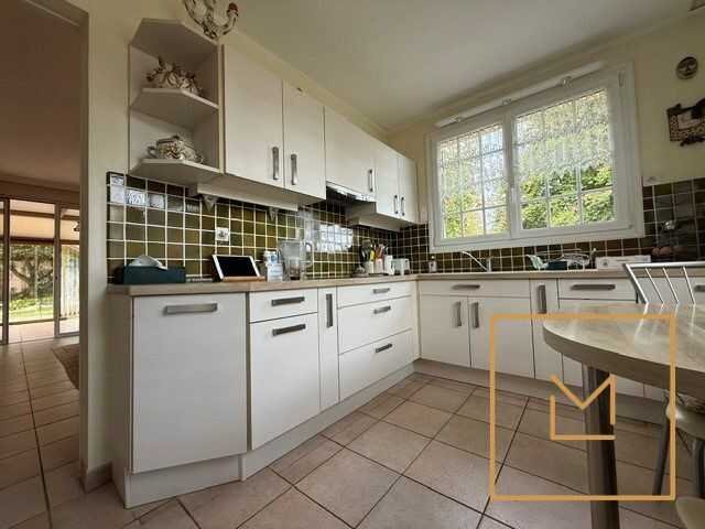 Maison à vendre, 175m², Fontaine-Etoupefour