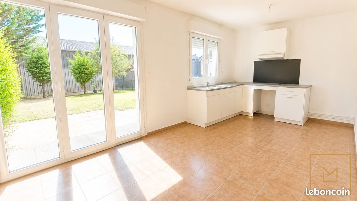 Maison à vendre, 81m², Ifs