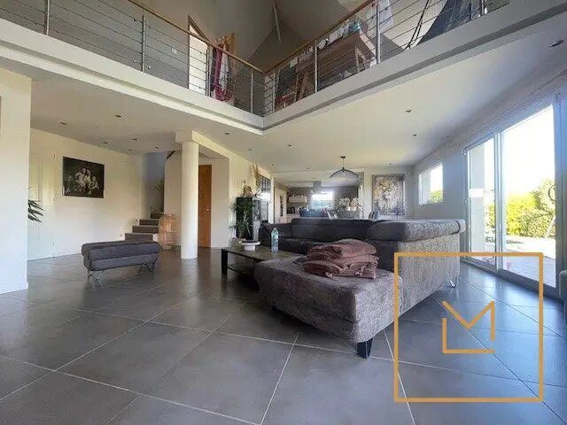 Maison à louer, 190m², Mathieu