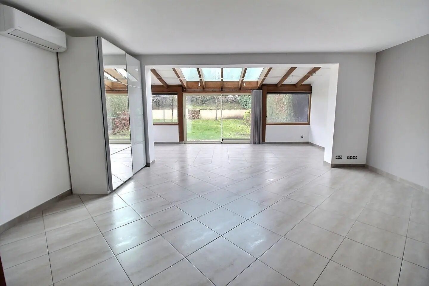 Maison à vendre, 126m², Montigny-le-Bretonneux