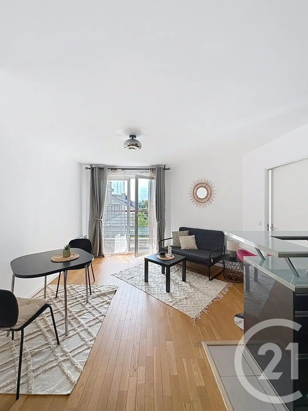 Appartement à louer, 53m², Suresnes