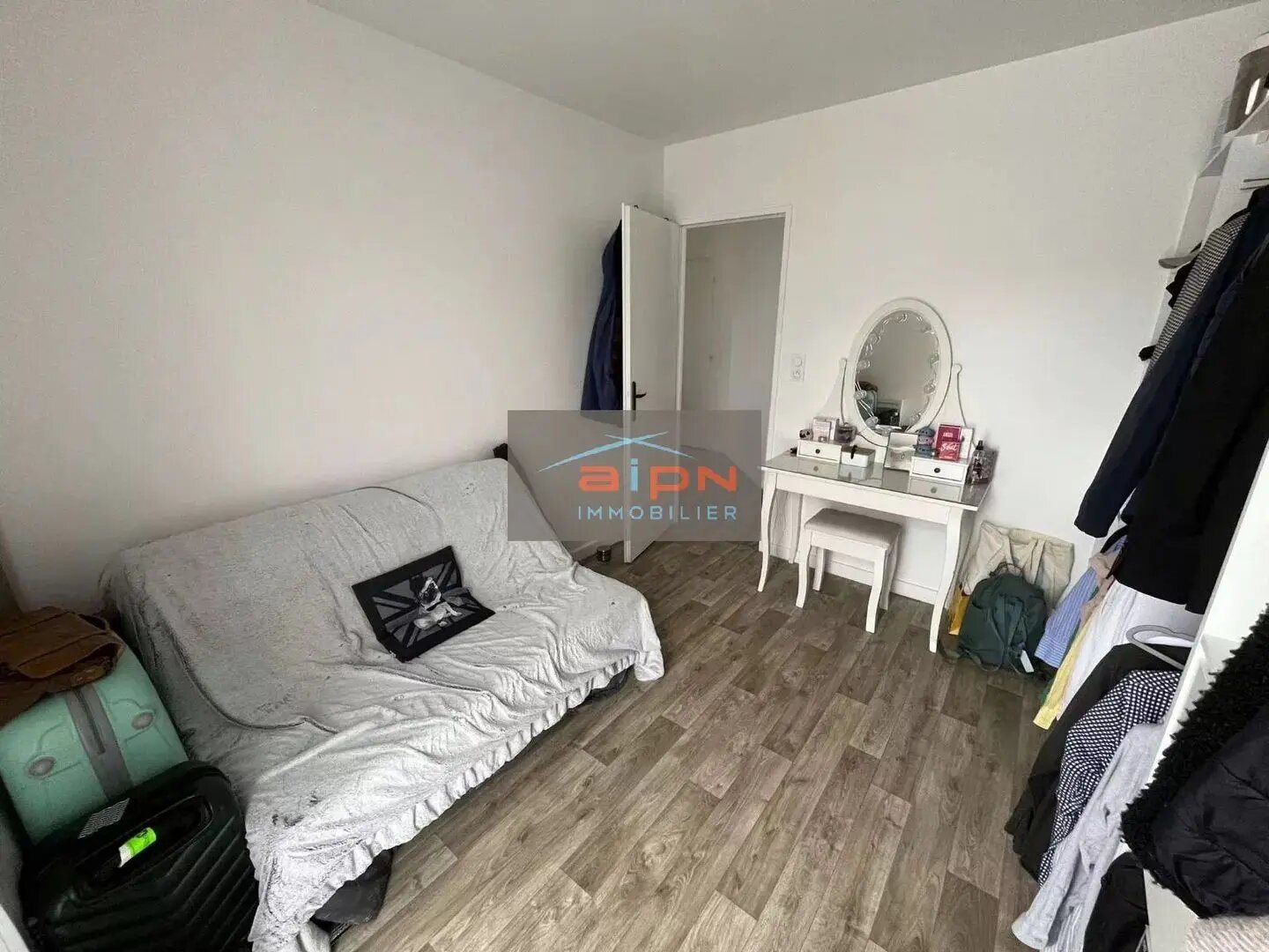 Appartement à louer, 70m², Saint-Léger-du-Bourg-Denis