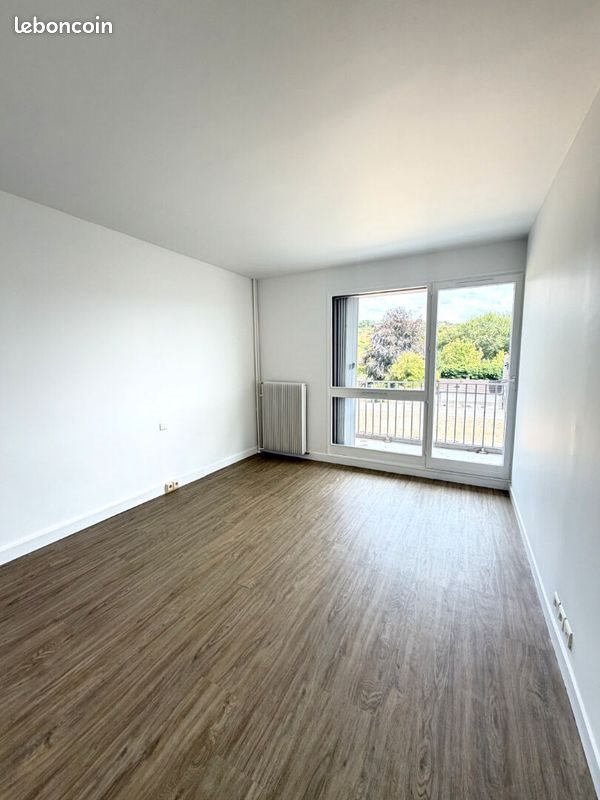Appartement à louer, 25m², Gravigny