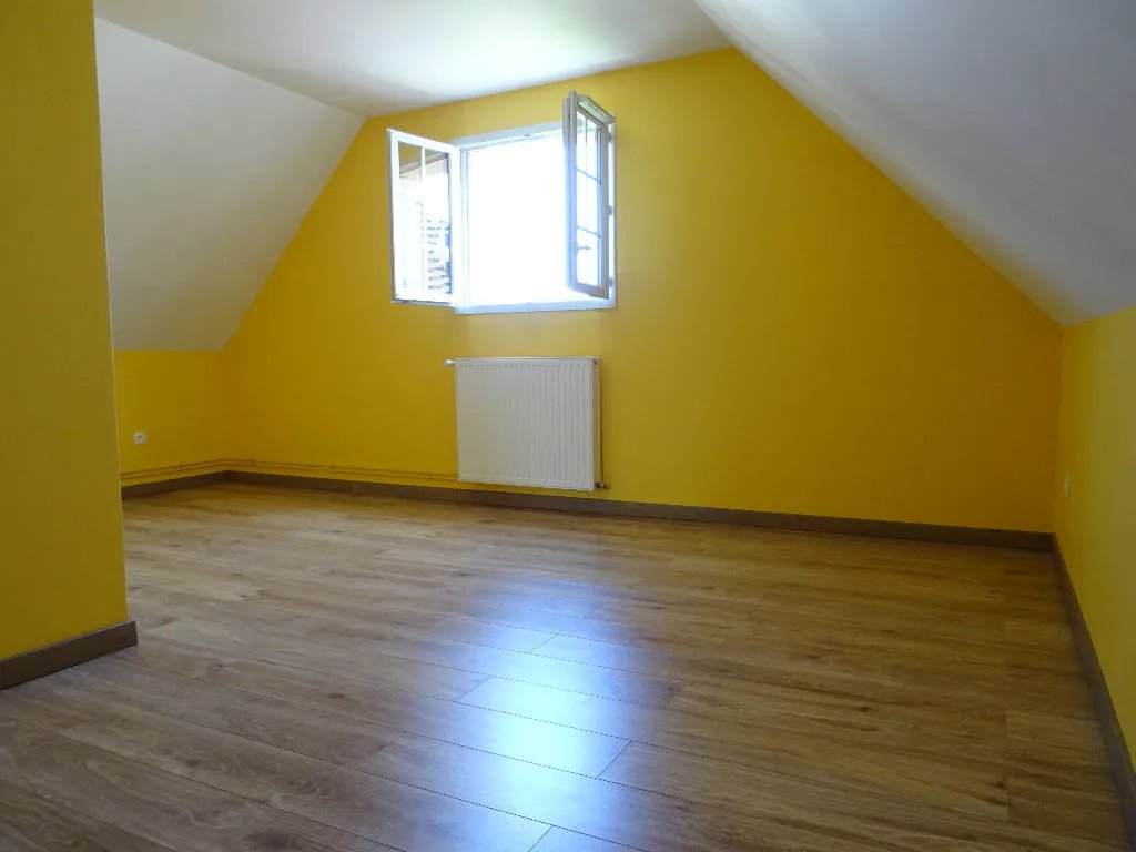 Maison à louer, 83m², Gravigny