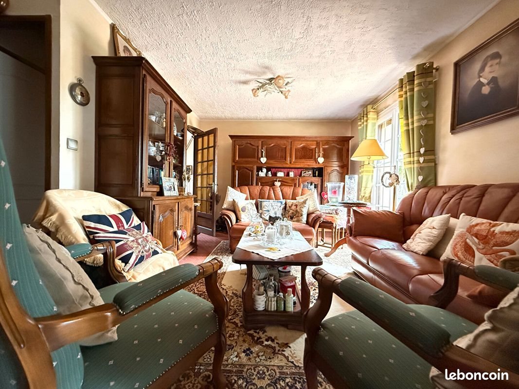 Maison à vendre, 163m², Sainte-Colombe-la-Commanderie