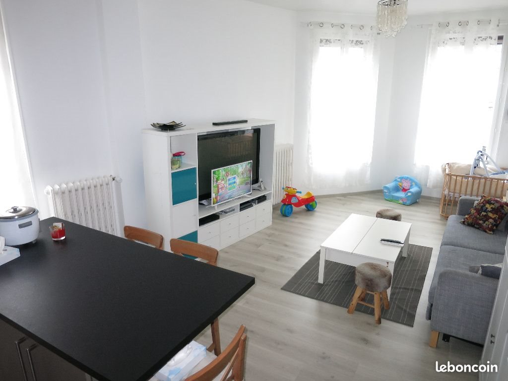 Appartement à louer, 82m², Evreux