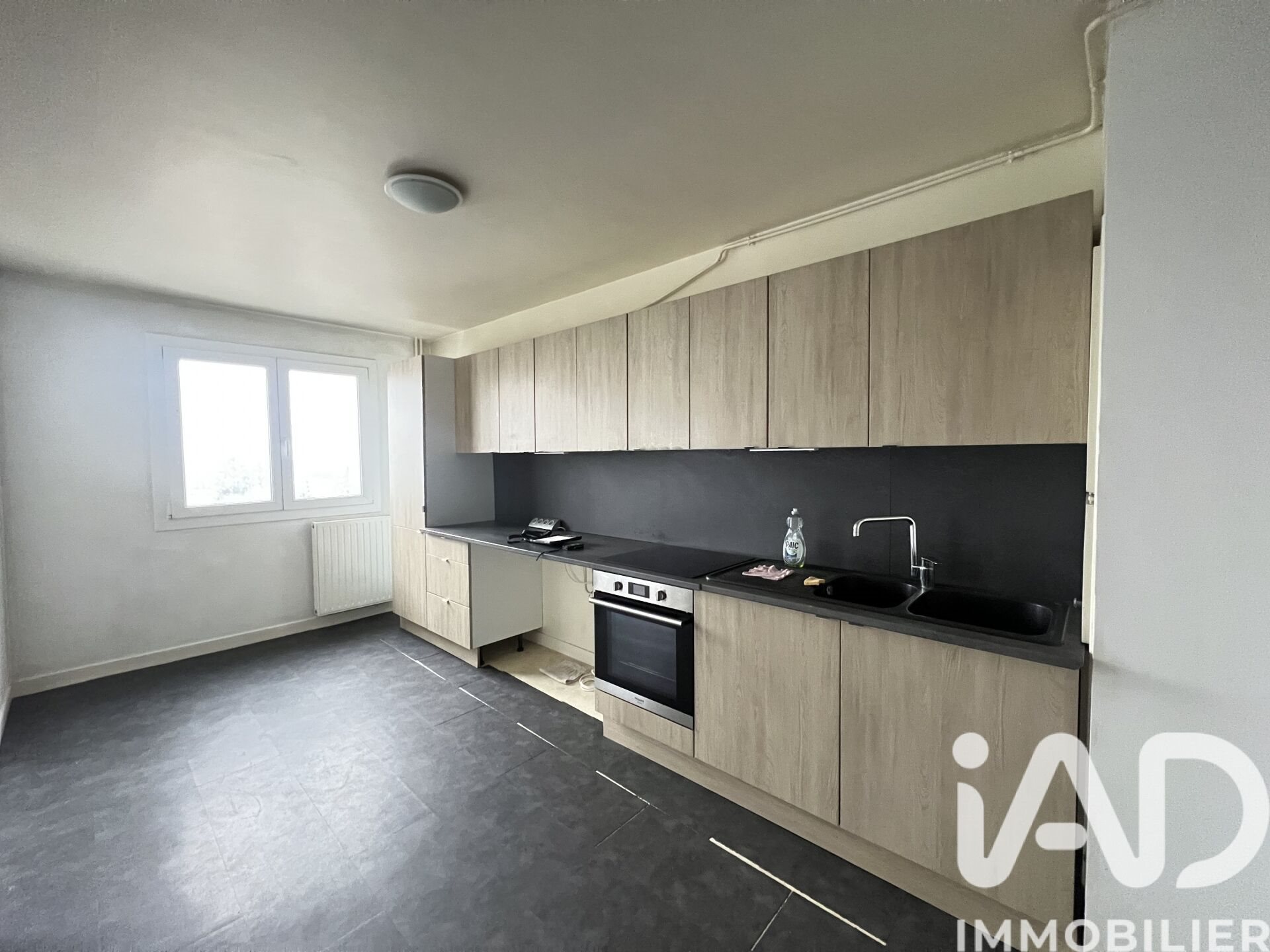 Appartement à vendre, 76m², Charleville-Mézières