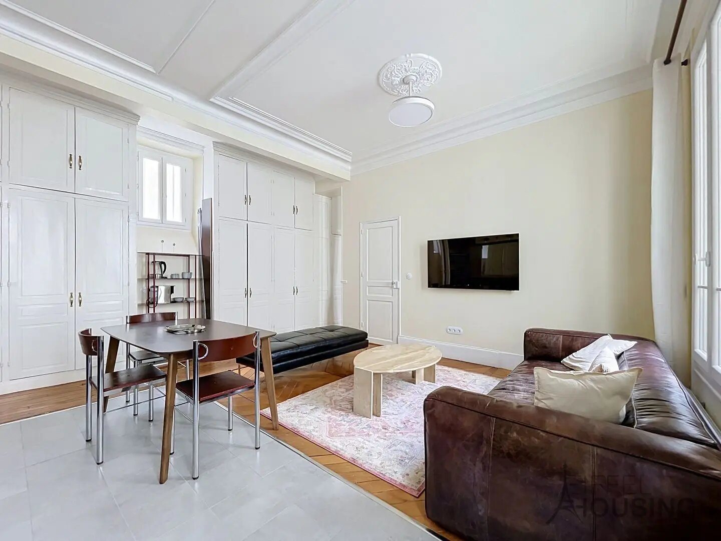Appartement à louer, 70m², Paris 8ème