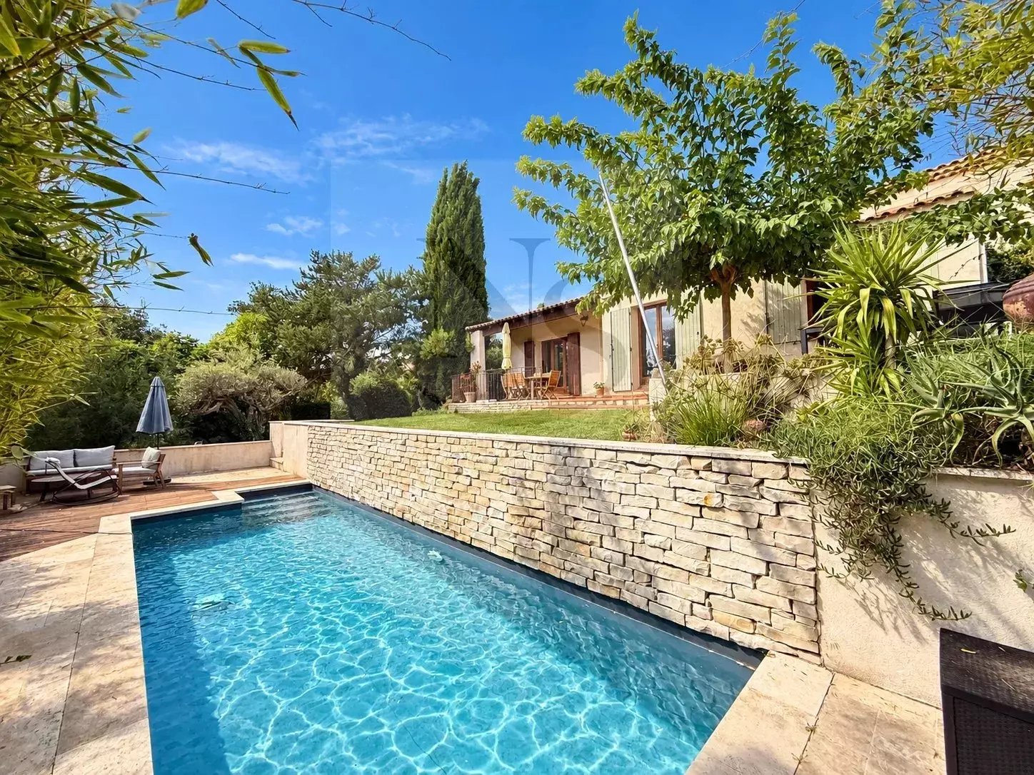 Maison à vendre, 125m², Éguilles