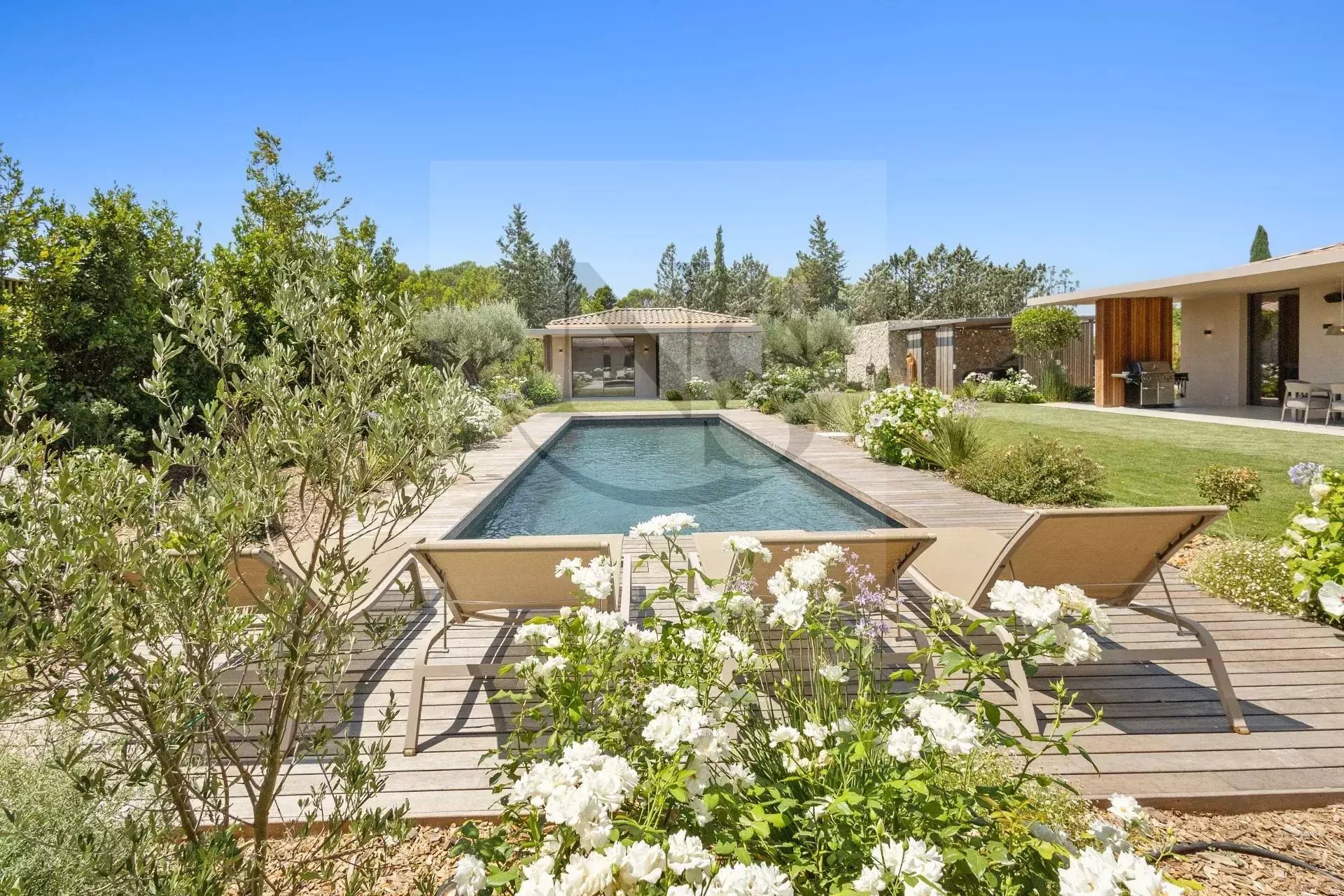 Maison à vendre, 290m², Eguilles