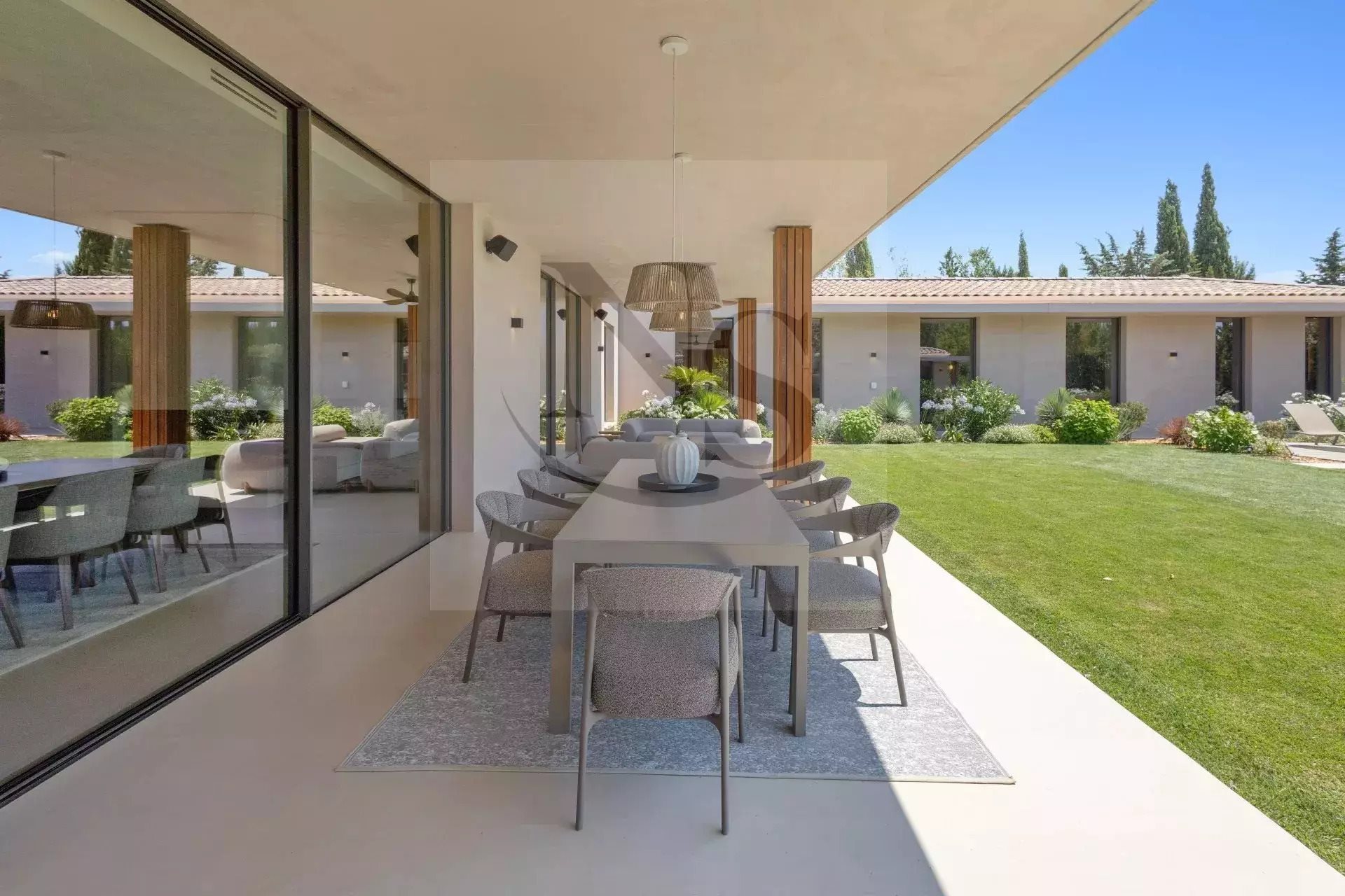 Maison à vendre, 290m², Eguilles