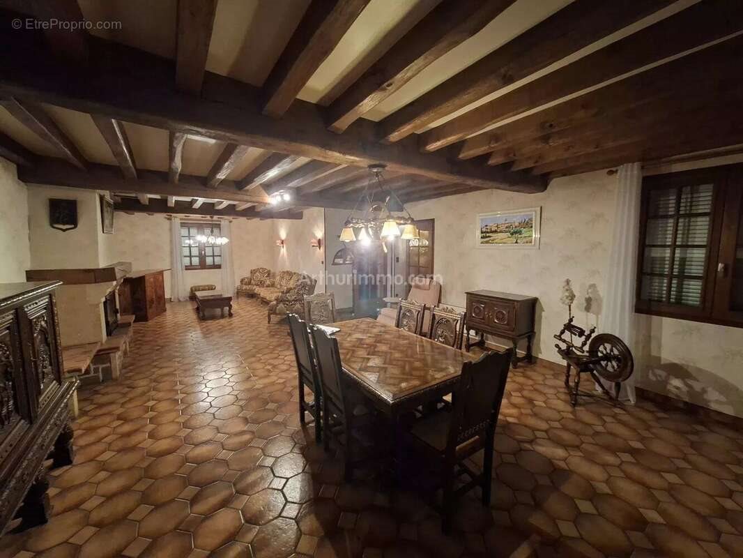 Maison à vendre, 199m², Gournay-en-Bray