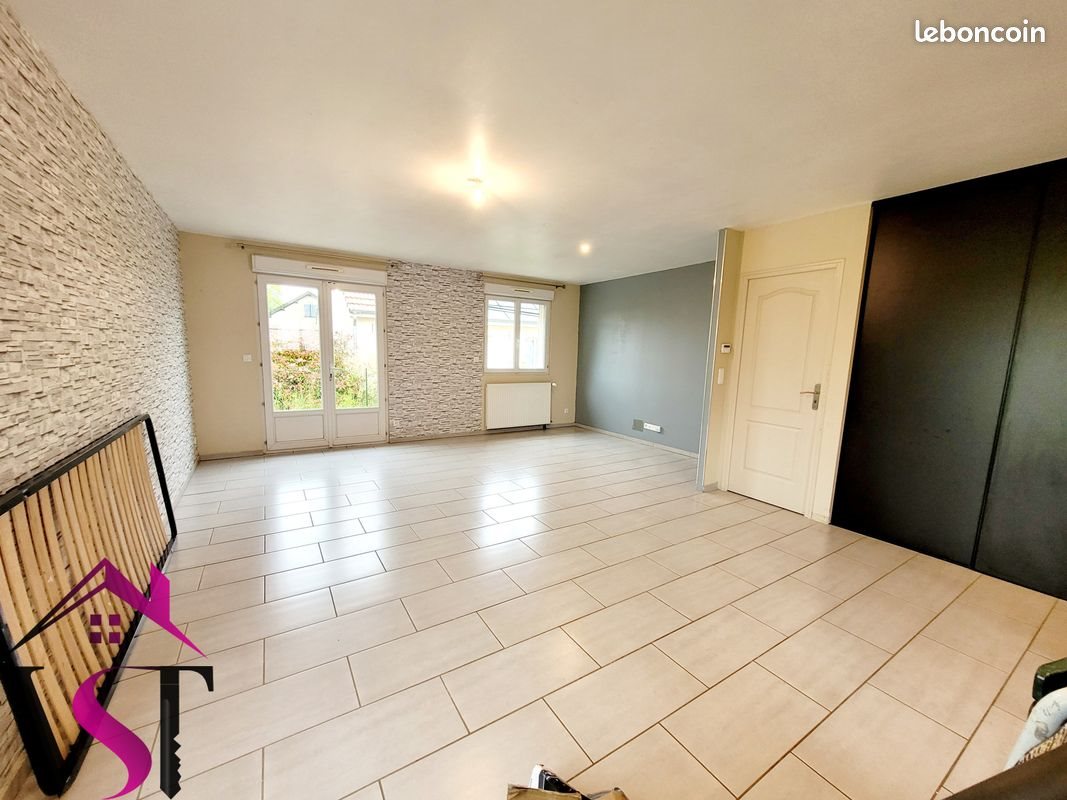 Maison à louer, 86m², Auxonne