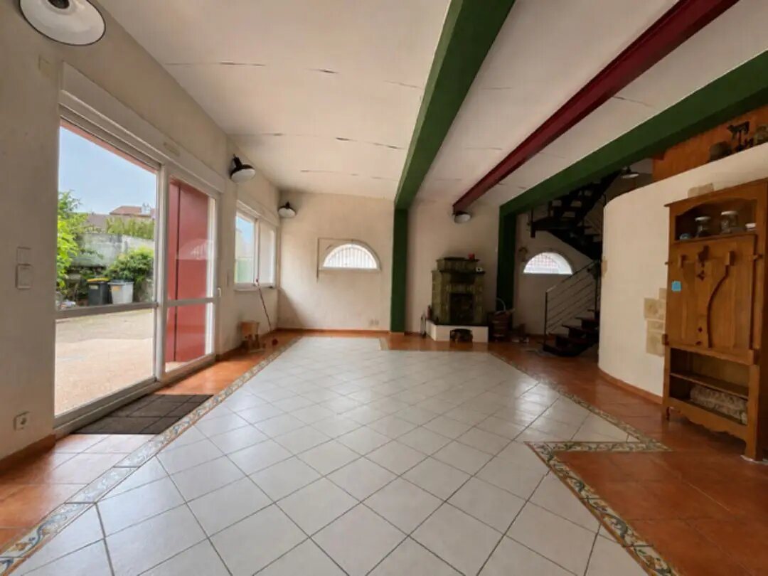 Maison à vendre, 247m², Besançon