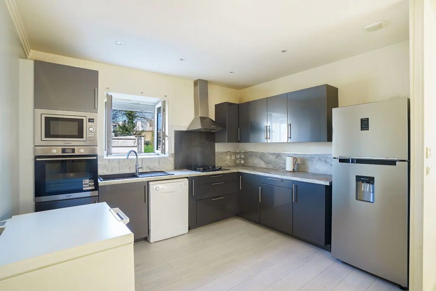 Appartement à vendre, 107m², Mâcon