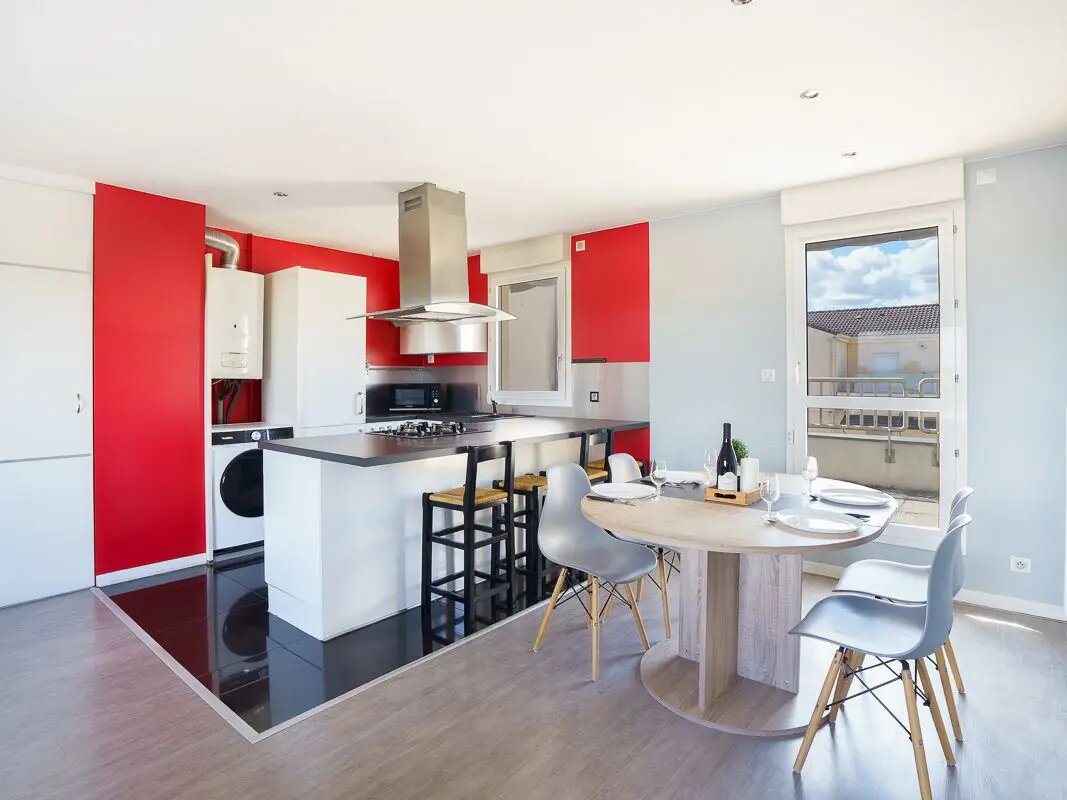 Appartement à vendre, 70m², Saint-Laurent-sur-Saône