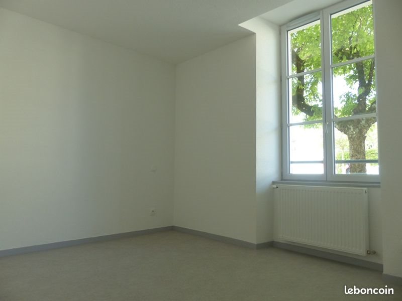 Appartement à louer, 71m², Lons-le-Saunier