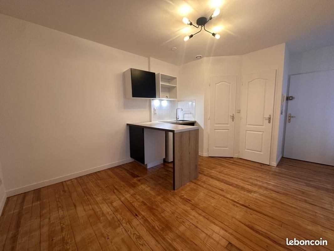 Appartement à louer, 17m², Dole