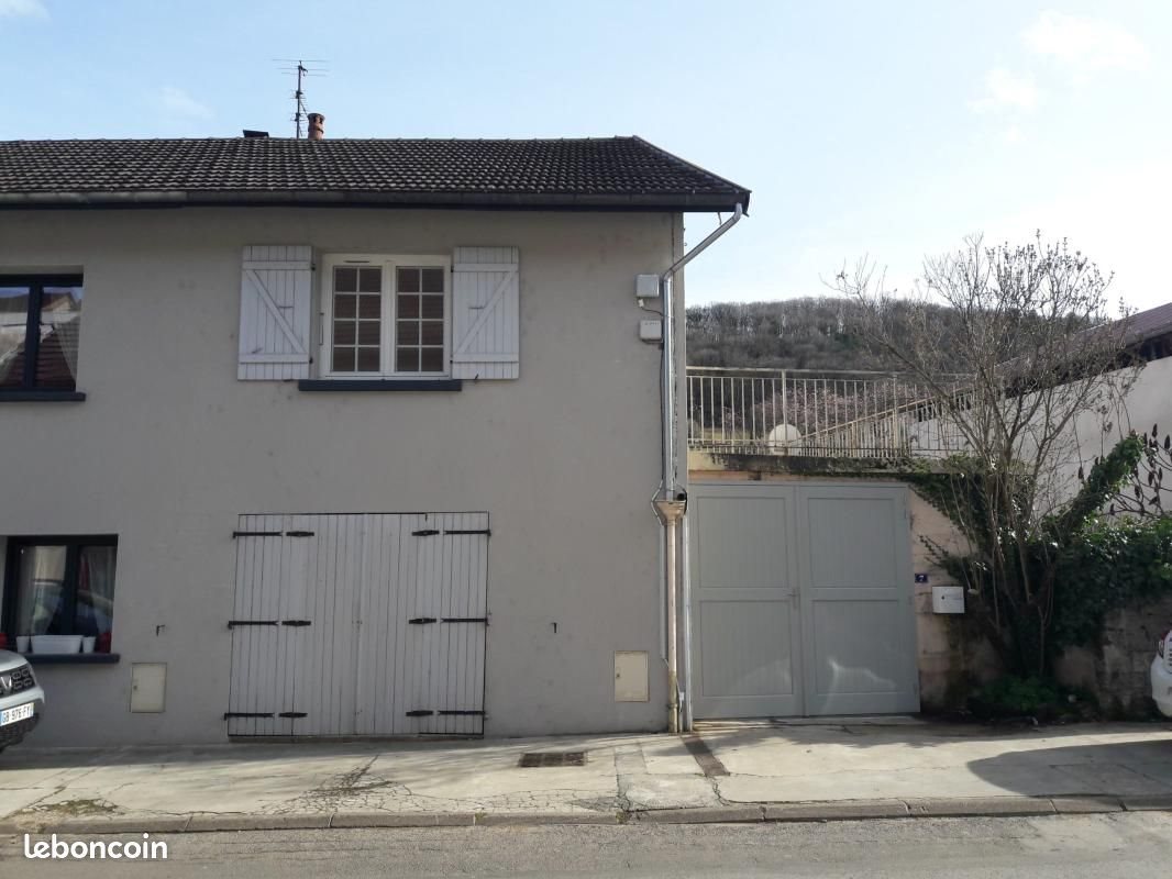 Maison à louer, 50m², Arbois