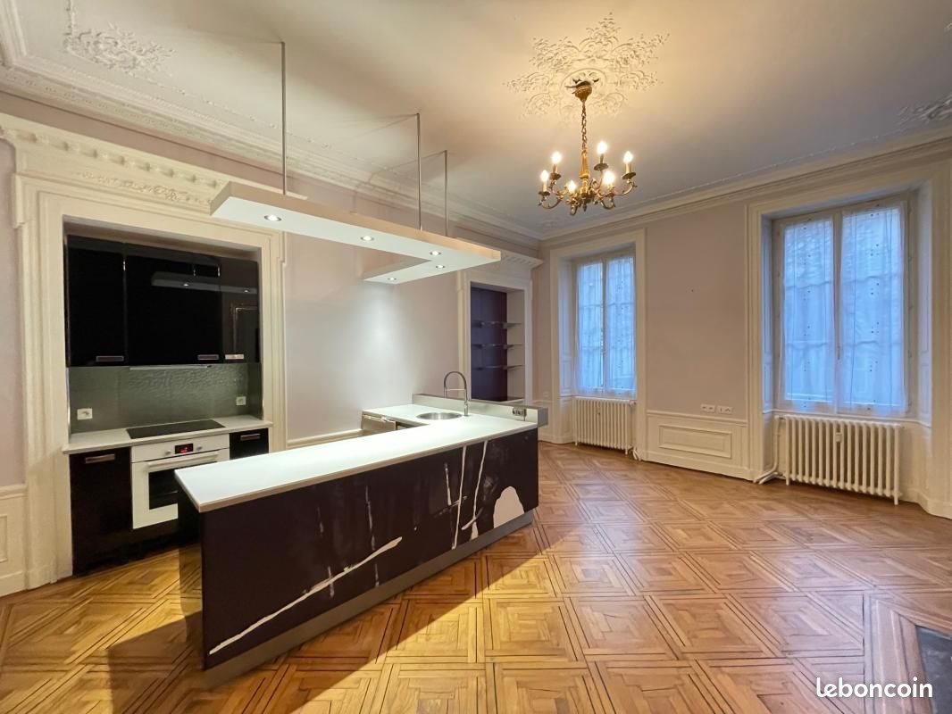 Appartement à louer, 61m², Lons-le-Saunier