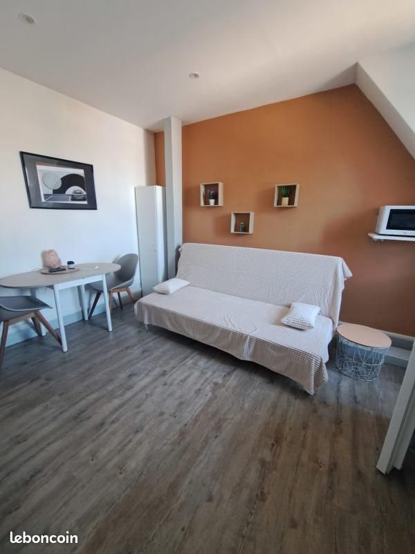 Appartement à louer, 16m², Lons-le-Saunier