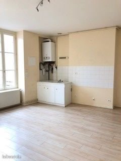 Appartement à louer, 44m², Lons-le-Saunier
