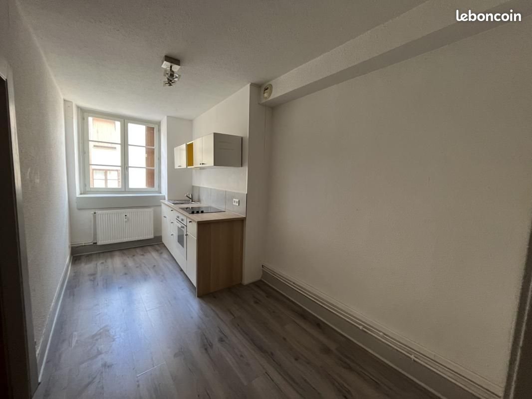 Appartement à louer, 68m², Poligny