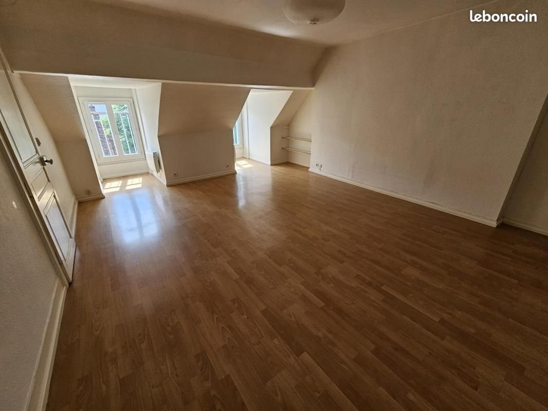 Appartement à louer, 70m², Lons-le-Saunier