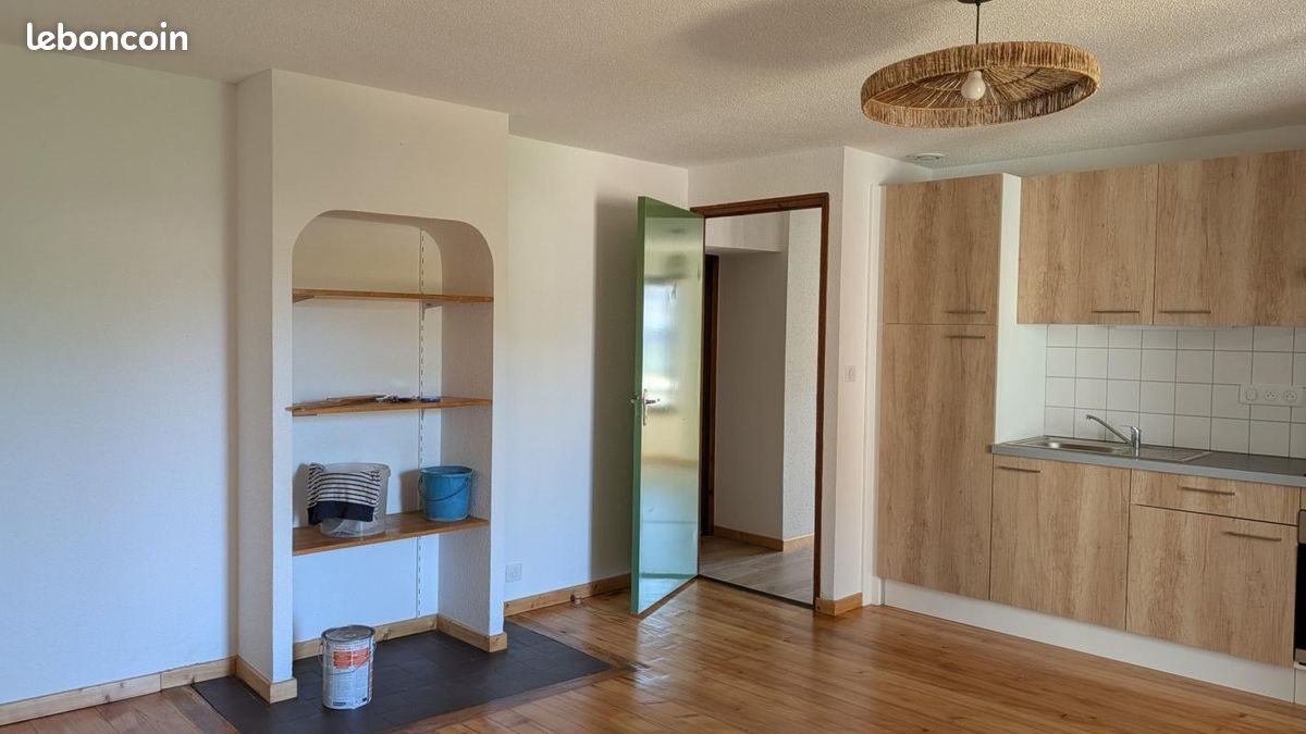 Appartement à louer, 45m², Champagnole