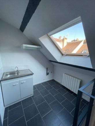 Maison à louer, 27m², Dole