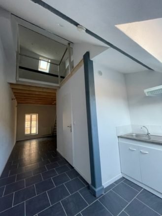 Maison à louer, 27m², Dole