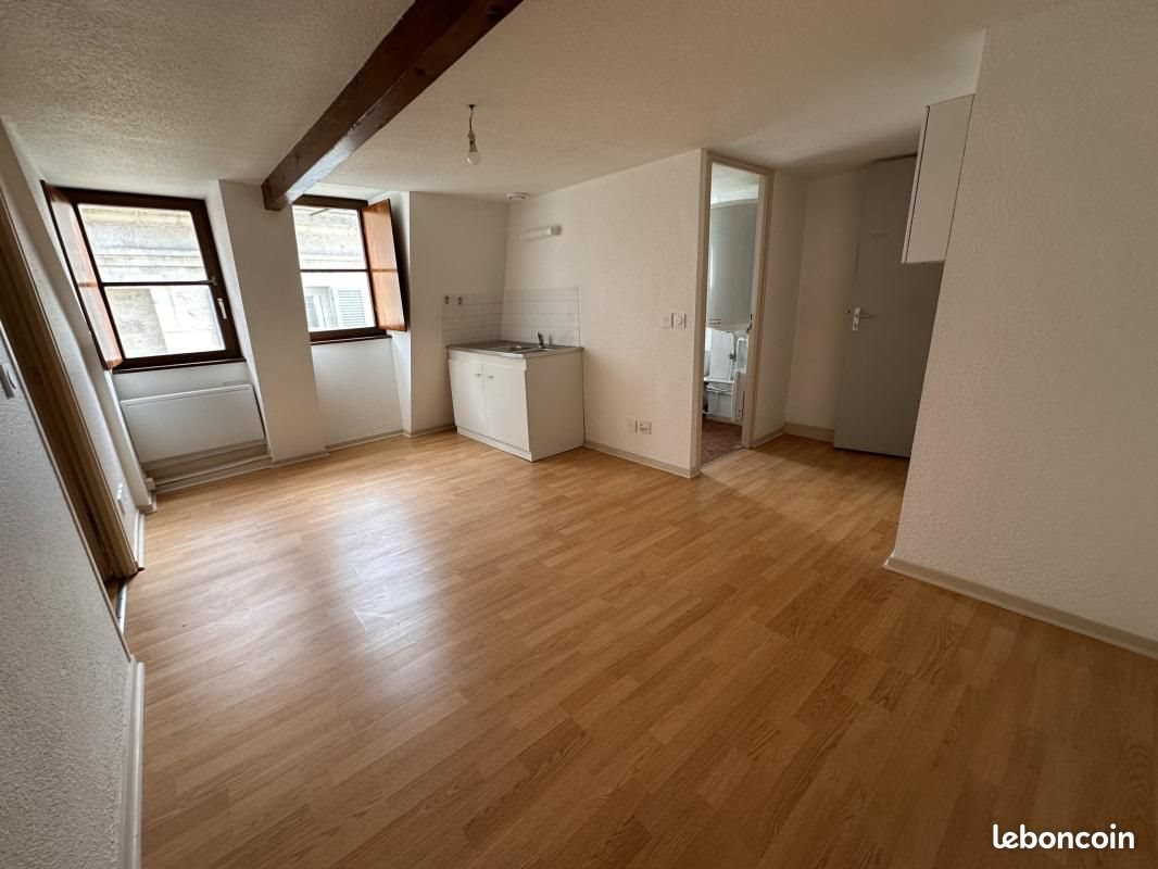 Appartement à louer, 26m², Dole