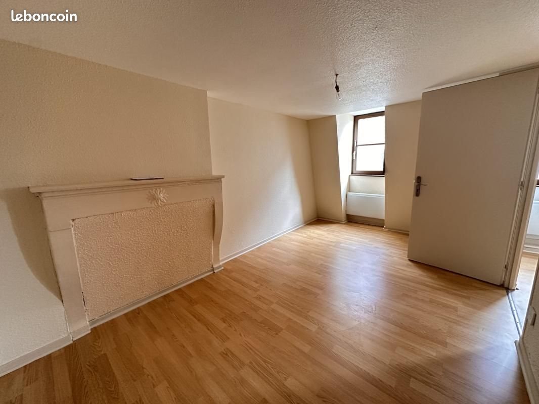 Appartement à louer, 26m², Dole