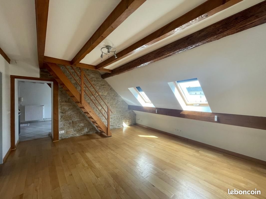 Appartement à louer, 70m², Lons-le-Saunier
